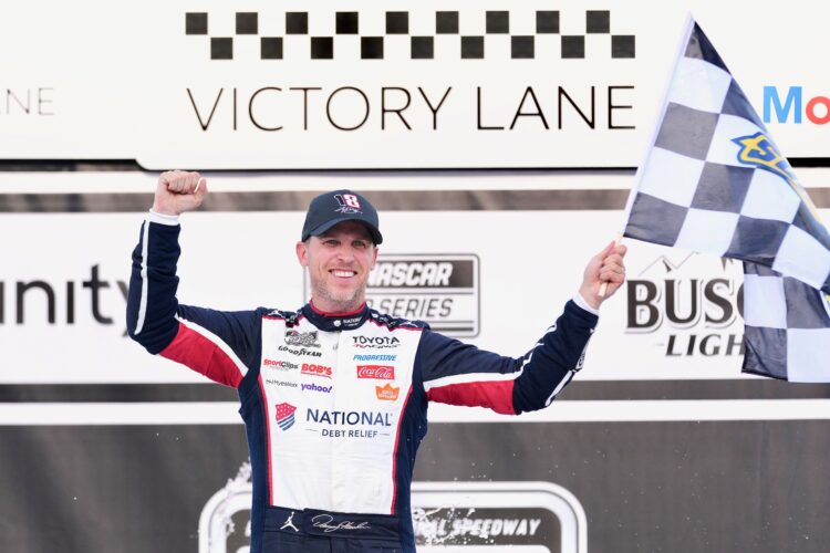 Emotional win as Hamlin ties Busch on career win list